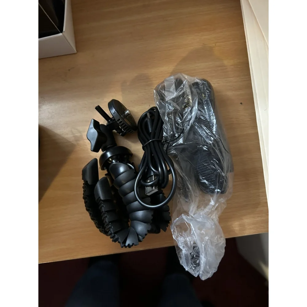Vivitar 8K Digital Camcorder w/Assessory Kit Black 3